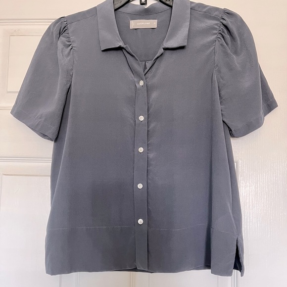 Everlane The Clean Silk Puff-Sleeve Shirt. Size 00. Washed Navy. - Picture 3 of 9